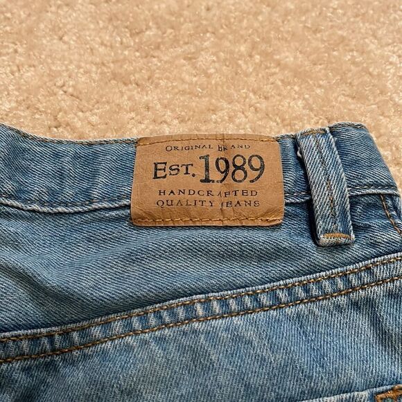 PLACE JEAN SHORTS SIZE 10 - Picture 7 of 8